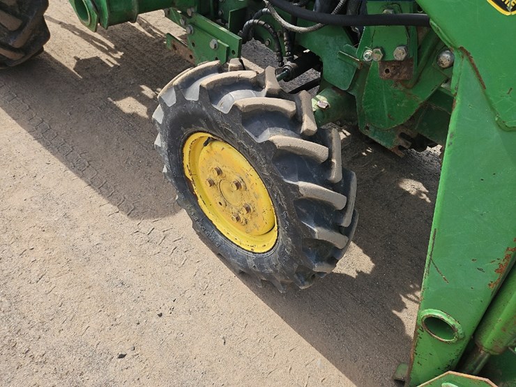 john-deere-870-image-11