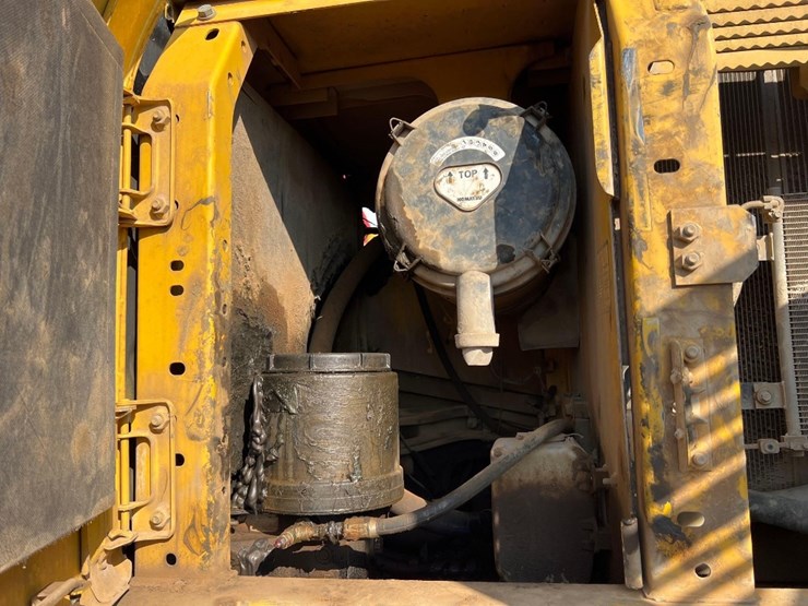 2008-komatsu-pc200-lc-8-image-30