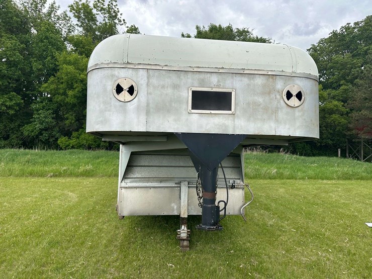 1984-flying-l-16’-long-gooseneck-livestock-trailer,-7’-wide,-1-cross-gate,-does-have-rubber-mats,-7:-image-4