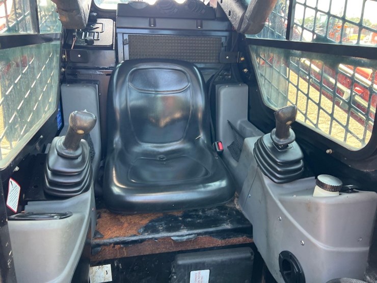 2017-takeuchi-ts50v-image-21