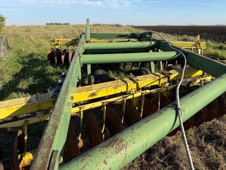 john-deere-360-image-14