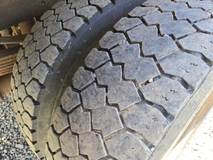 2011-ford-f450-image-52
