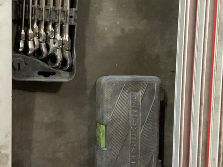 #105-•-us-general-tool-chest-and-assorted-tools-image-39