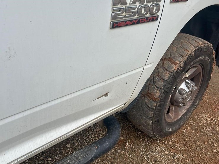 2013-ram-2500-hd-image-16