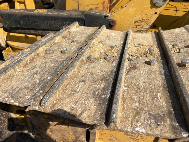 2019-caterpillar-d6k2-lgp-image-27