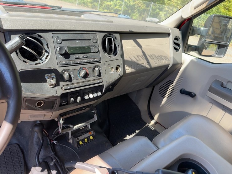 2008-ford-f450-xl-image-27