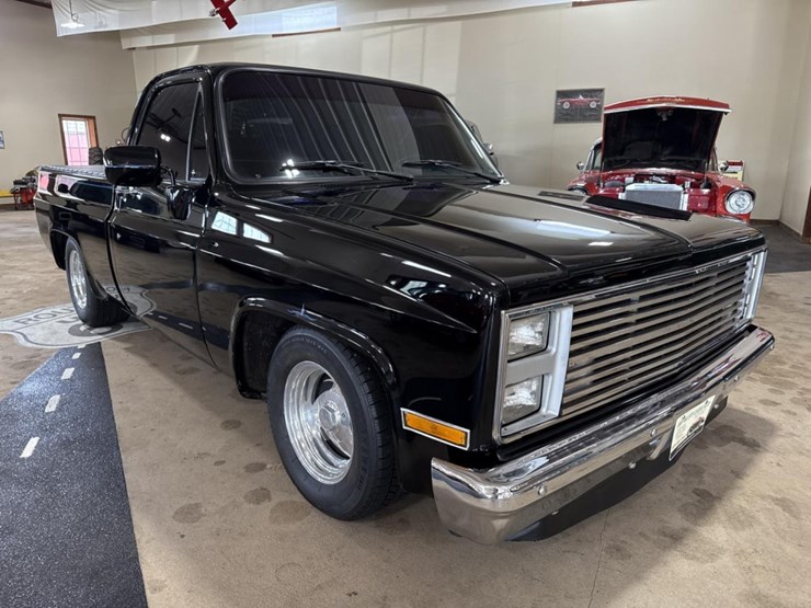 1985-chevrolet-c10-image-7