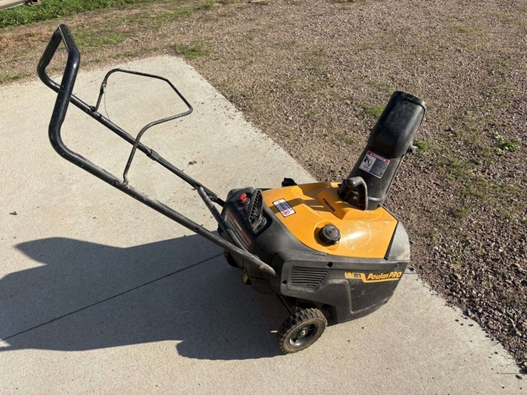 poulan-pro-prg21es-21”-walk-behind-snow-thrower,-electric-start,-*needs-tune-up-image-1