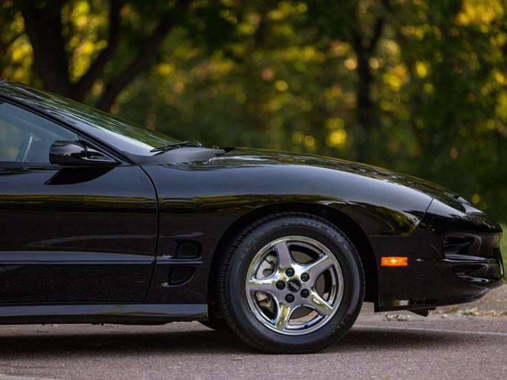 #2284-•-2002-pontiac-firebird-trans-am-convertible-image-12