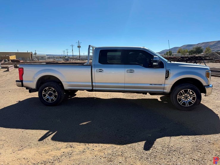 2018-ford-f350-image-4