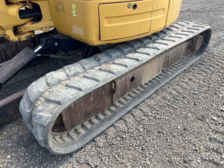 2014-caterpillar-305e-cr-image-9