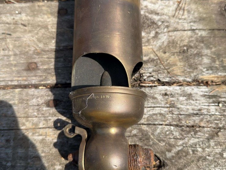 3"-crosby-3-chime-whistle-image-1