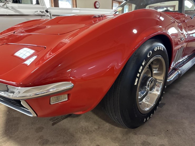 #1390-•-1969-chevrolet-corvette-stingray-car-image-20