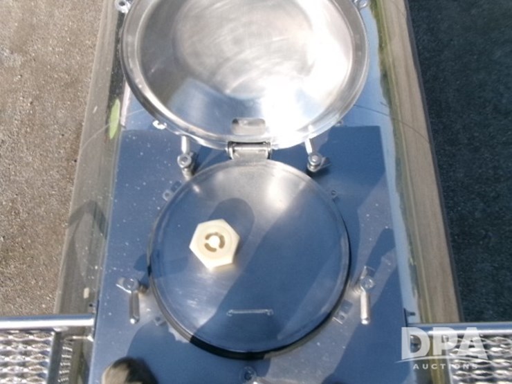 2015-sts-tanker-trailer-(dr12210)-image-30