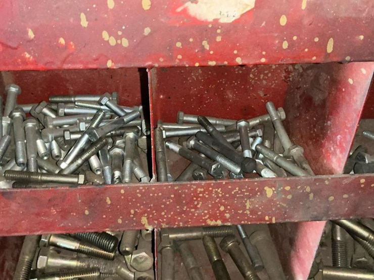 #120-•-coarse-thread-bolts-rack-and-contents-image-45