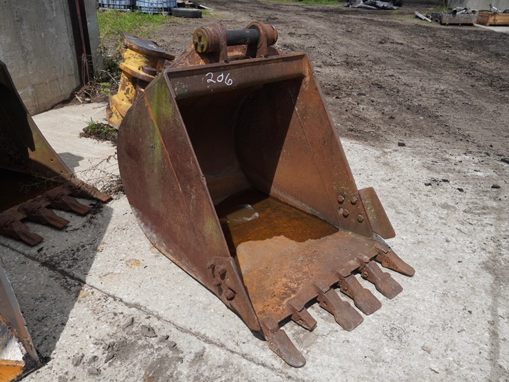 #206-•-excavator-bucket-image-1