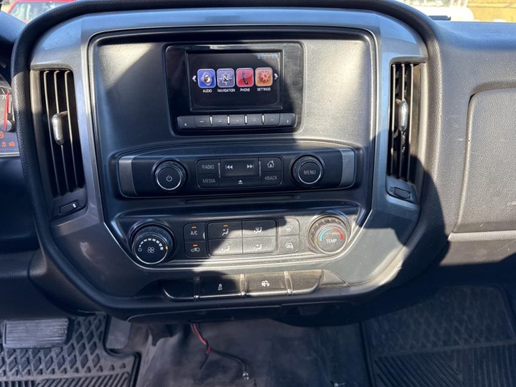 2014-chevrolet-silverado-1500-image-30