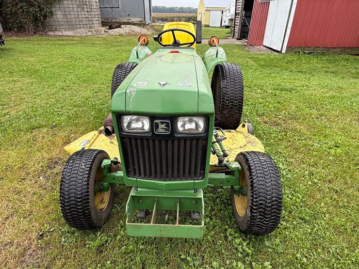 john-deere-850-image-3