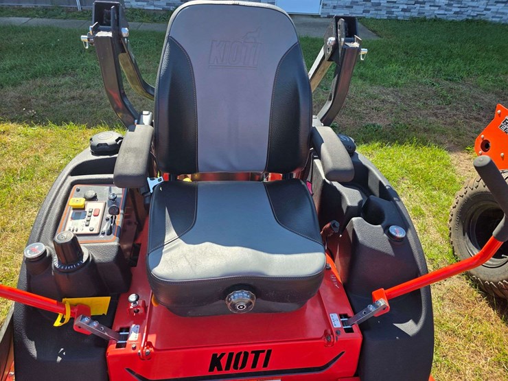 kioti-54”-zero-turn-lawn-mower,-24hp-kawasaki-engine,-33-hours,-dual-fuel-tanks,-fresh-service,-sn:-image-7