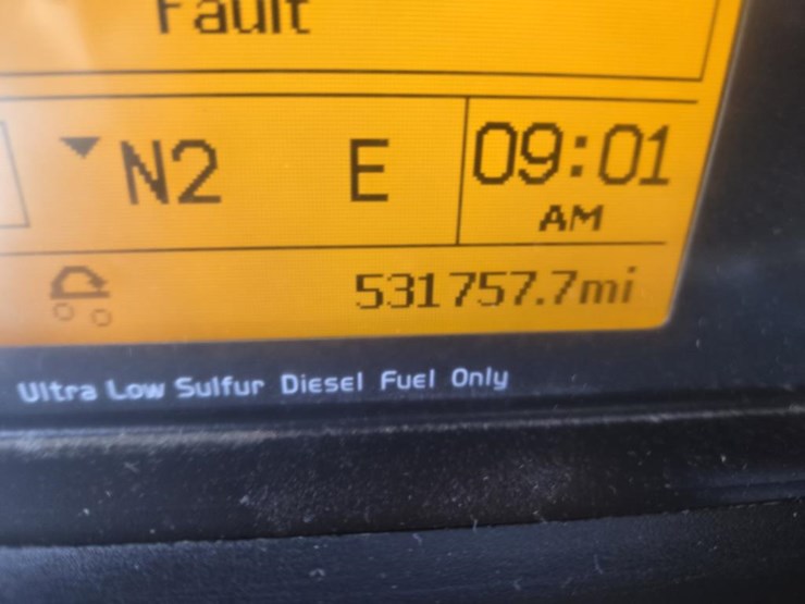 2016-volvo-10-image-52