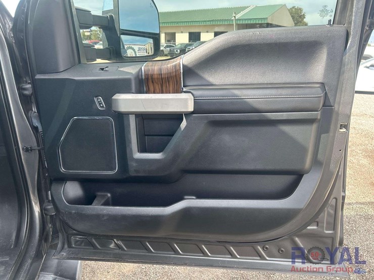 2019-ford-f150-image-27