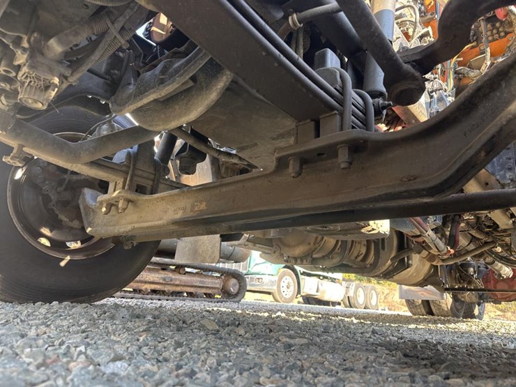 2023-kenworth-w990-image-53