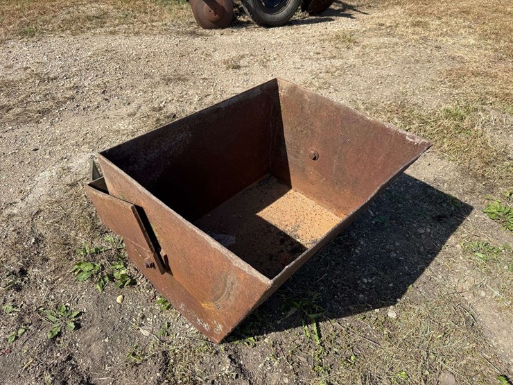 rock-box.-this-item-is-located-in-south-dakota,-therefore-south-dakota-sales-tax-rules-apply.-a-sale-image-4