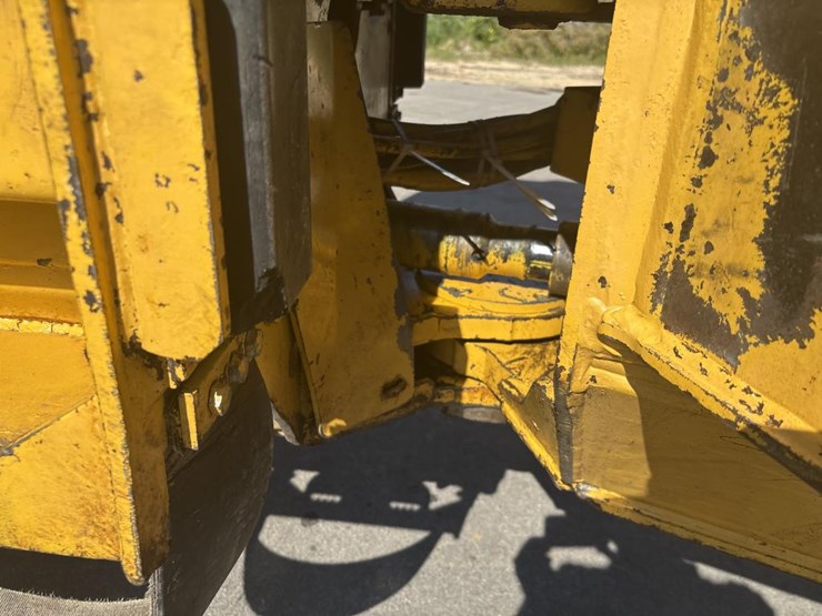 deere-648-image-30