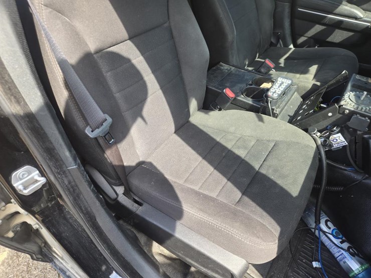 #1235-•-2019-dodge-charger-awd-car-image-27
