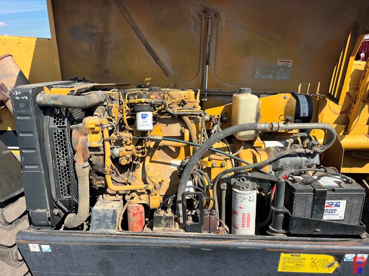 caterpillar-th103-image-7