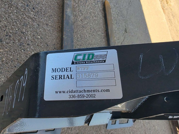 cid-x-treme-attachments-walk-through-pallet-forks,-4,000lb,-48”,-sn:-315879,-new-image-2