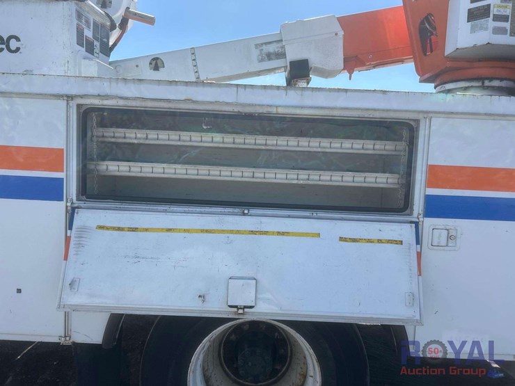 2006-international-durastar-4300-image-39