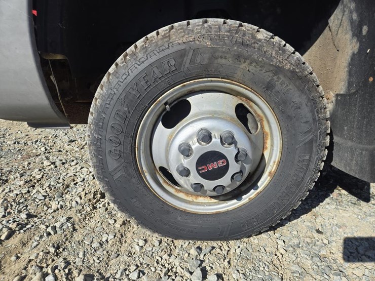 2007-gmc-3500-image-49