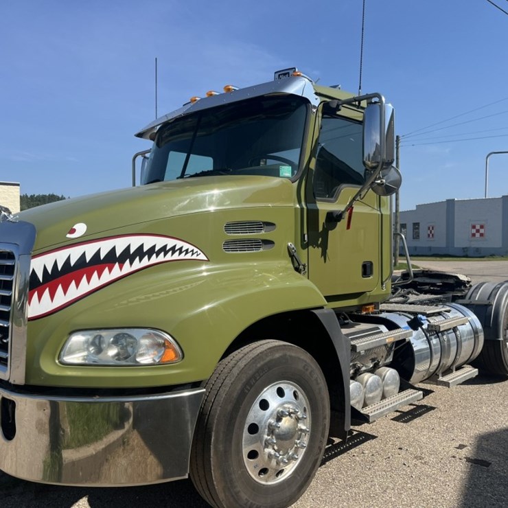 #1247 • 2015 Mack CXU612 Day Cab Truck Tractor