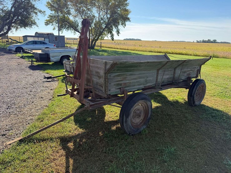 old-wooden-flairbox-trailer-image-4