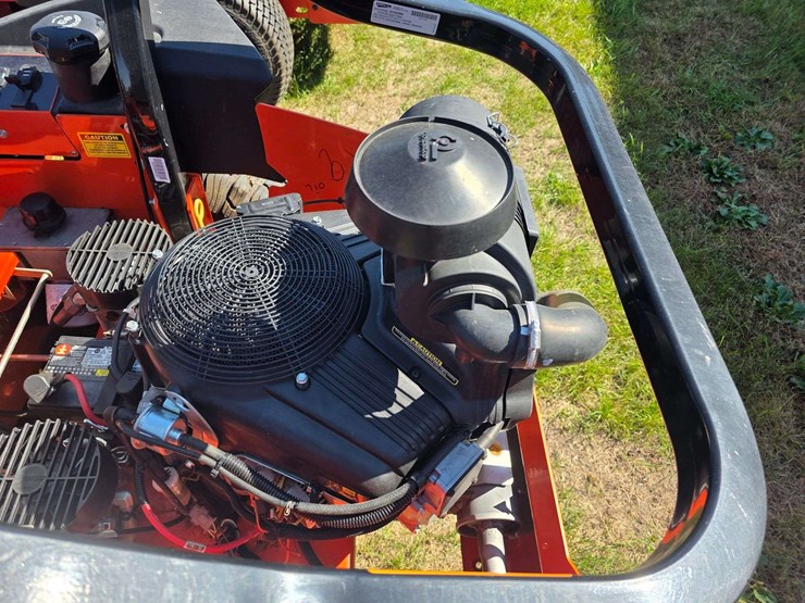 2021-badboy-rogue-72”-zero-turn-lawn-mower,-37hp-vanguard-engine,-190-hours,-dual-fuel-tanks,-fresh-image-14