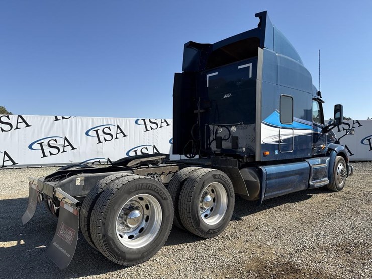 2019-peterbilt-579-image-5