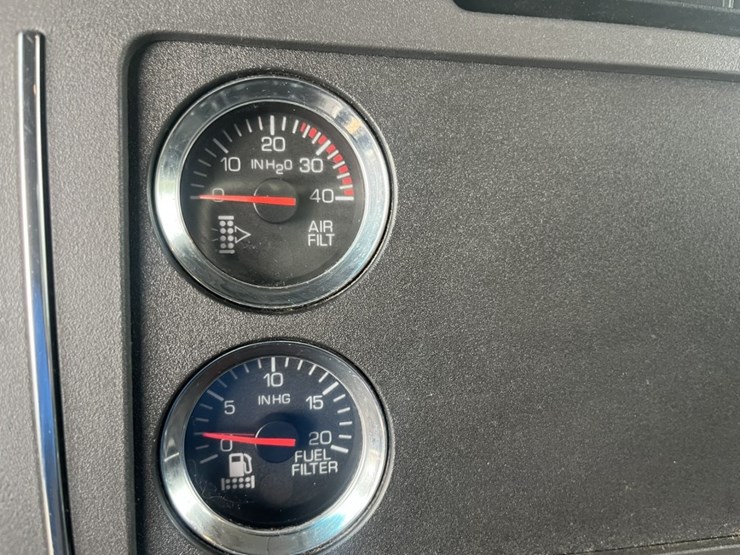 2020-kenworth-t680-image-112