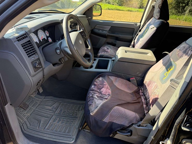 2008-ram-1500-big-horn-image-30