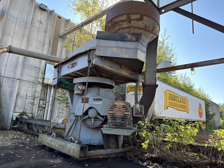 #1599-•-morbark-chip-pac-750-chipper-image-5