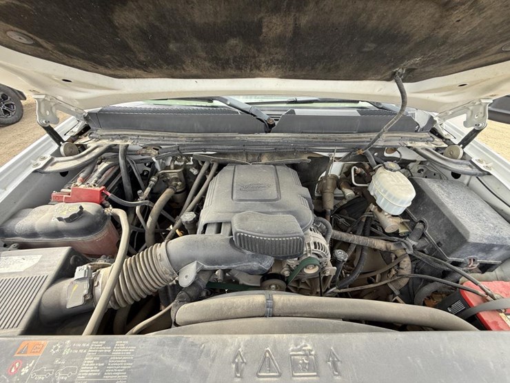 2011-gmc-2500hd-image-59