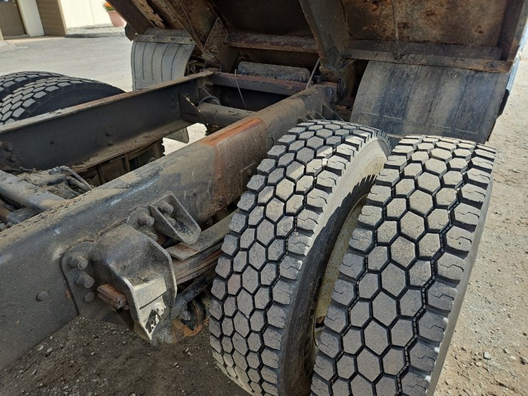 2007-kenworth-t330-image-15