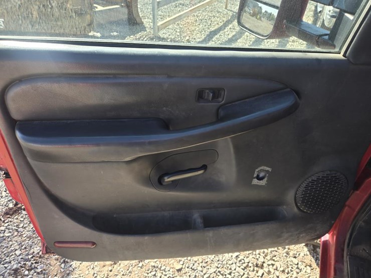 2007-gmc-3500-image-38
