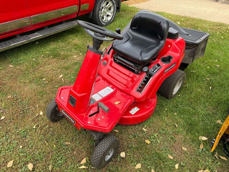 snapper-28”-riding-lawn-mower-with-bagger-image-10