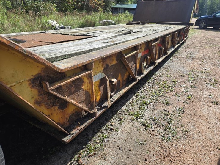 #1767-•-43’-lowboy-semi-trailer-image-14