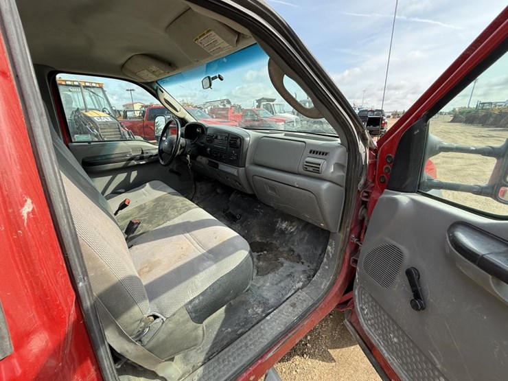 2006-ford-f450-xl-image-64