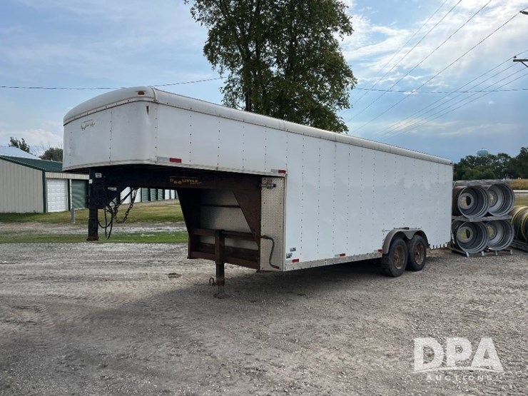2006-doolittle-gooseneck-enclosed-trailer-(jn3074)-image-1