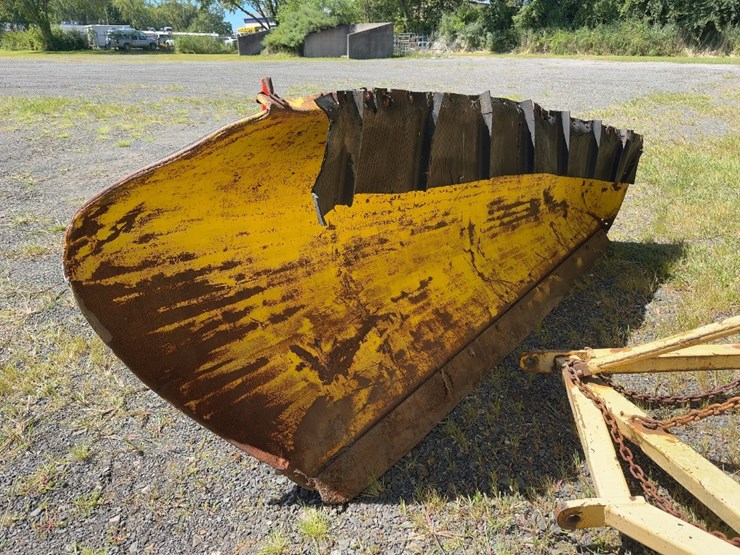 11'-snow-plow-with-boce-image-4