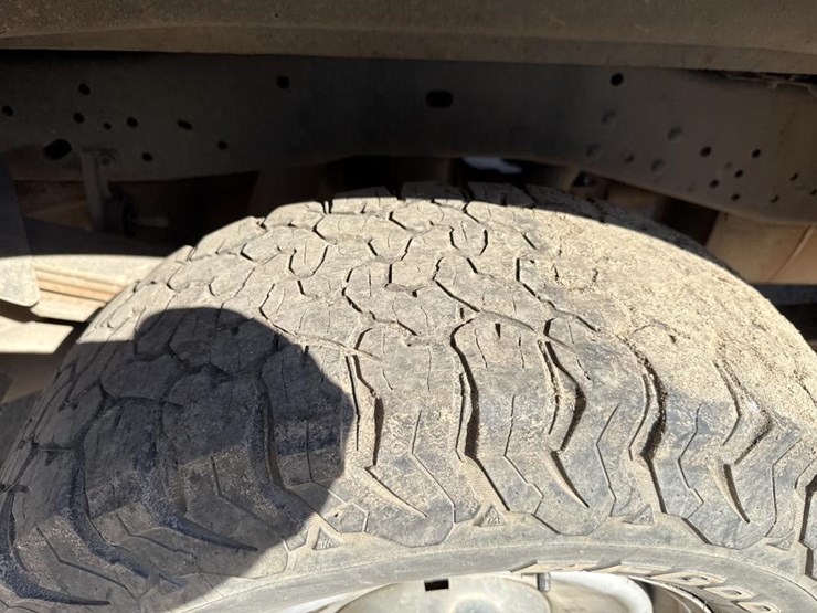 2014-ford-f250-image-43