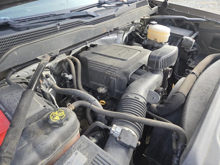 2015-chevrolet-2500-image-28
